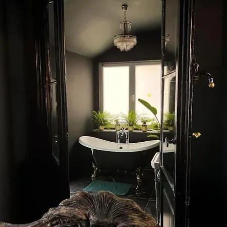 Cozy Couple Retreat Near Thermes * ספא
