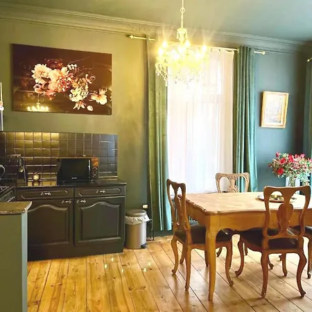 Apartamento Cozy Couple Retreat Near Thermes